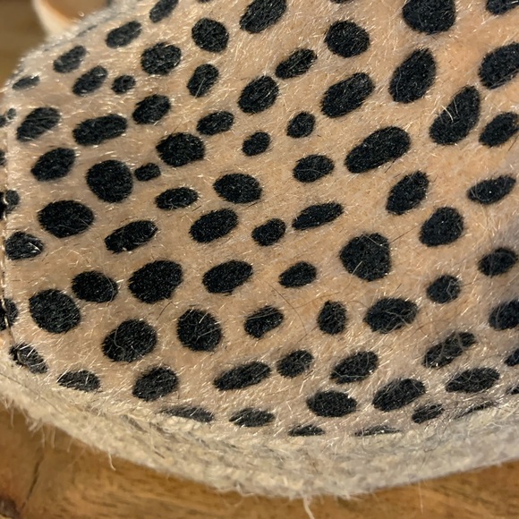 Dolce Vita Platform Sandals - Picture 7 of 9